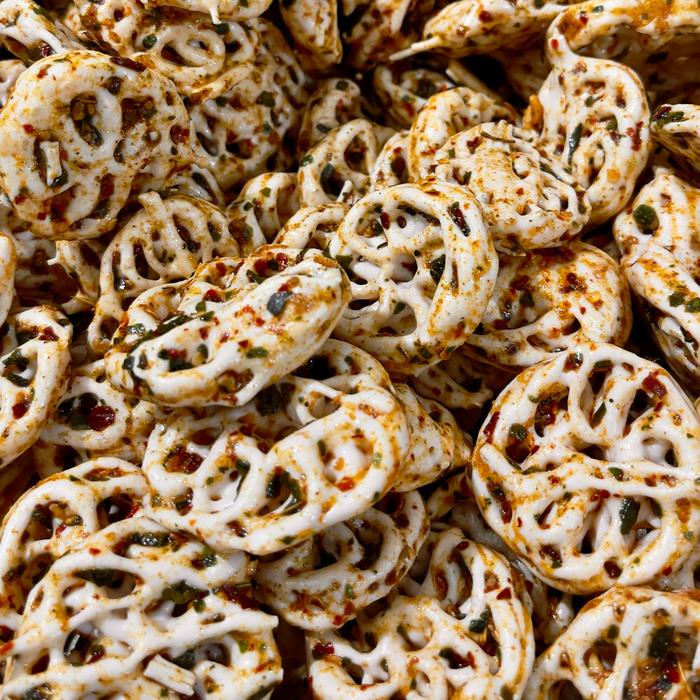 

Sebring Kerupuk Mawar (rafael) 1 kg Pedas Food Snacks Krupuk