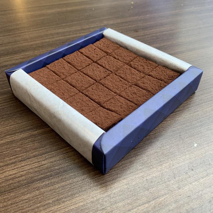 

XIUJANK NAMA CHOCOLATE DARK