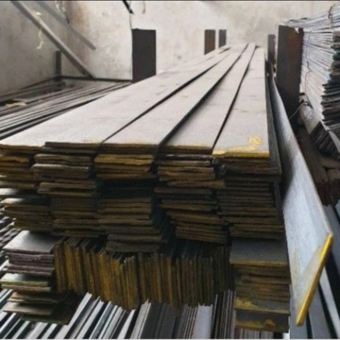 Plat Strip Besi 5mm x 50mm x 6000mm