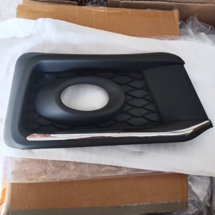 [Good] Garnish Cover Foglamp Mobil Honda Mobilio RS tahun 2015 2016 2017 2018