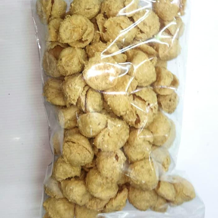 

Keripik / Tahu Bulat / Kulit Tahu Bulat Camilan Kiloan 500 Gr / Pedas Asin Daun Jeruk / Kerupuk Tahu