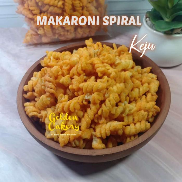 

Pasta Makaroni Spiral Viral Gurih Renyah - 1 Kg Snack Food Cemilan Pedas Lidi Lidian Mie Gulung