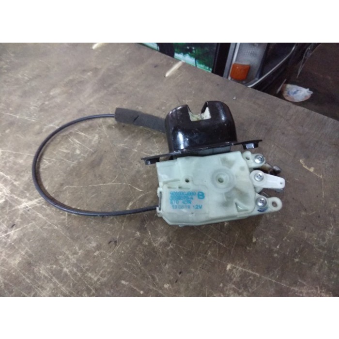 Door Lock Bagasi Nissan Grand Livina Original Asli 100%