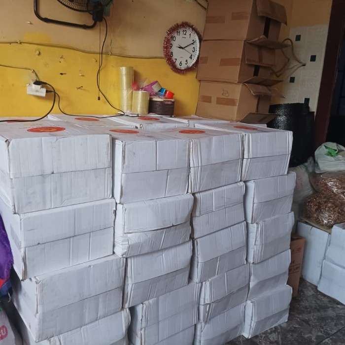 

kacang mede patahan mentah 1kg