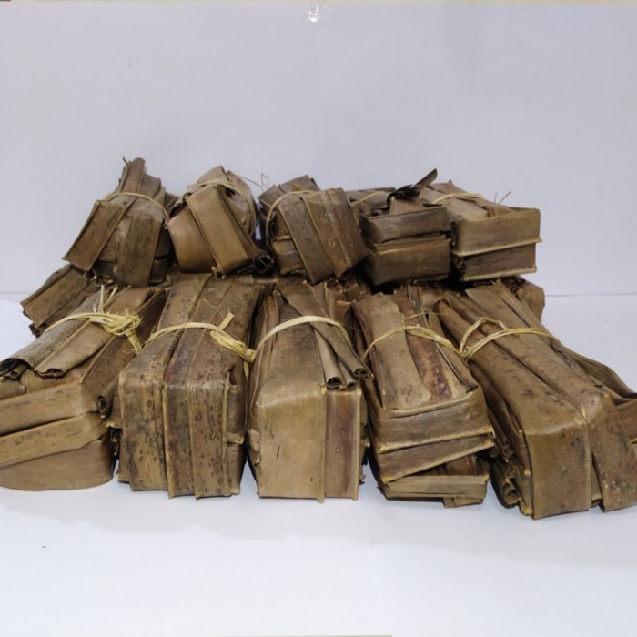 

gula aren/gula kawung di jamin 100%asli isi 10 buah