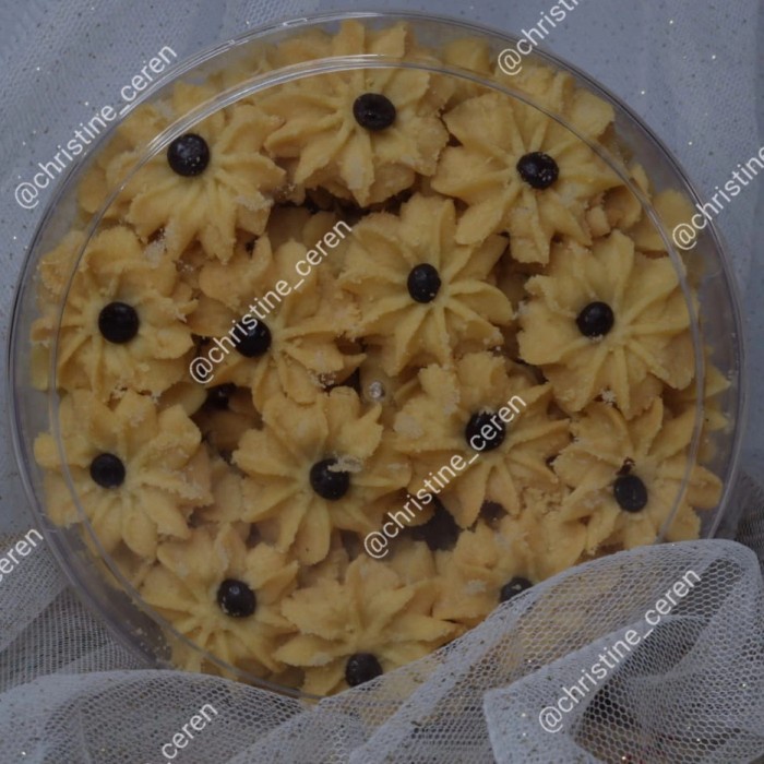 

Kue kering (Semprit bunga vanila)