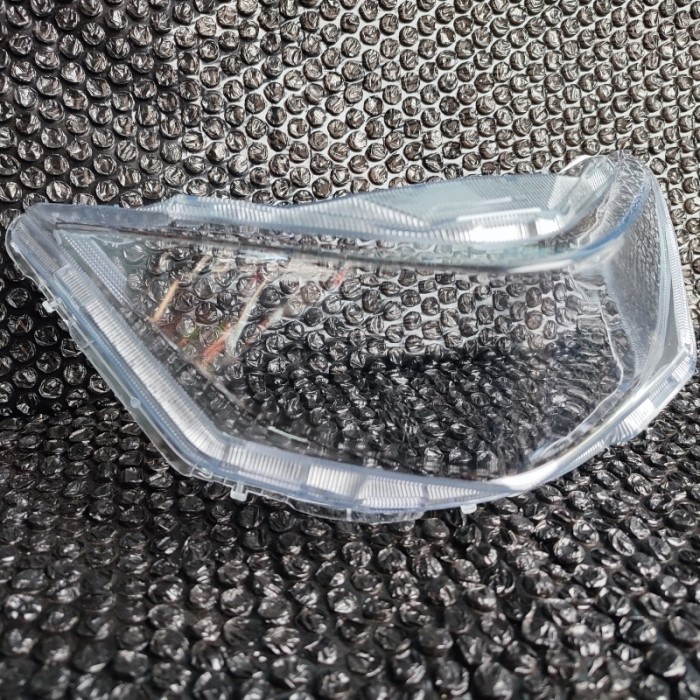 MIKA KACA REFLEKTOR LAMPU DEPAN BEAT DELUXE 2021 NARITA