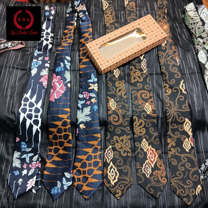 Dasi batik sutra souvenir Indonesia exclusive souvenir cowok
