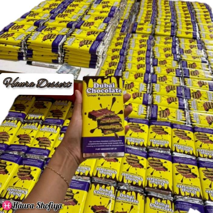 

Coklat Dubai Viral "Pistachio Kunafe" Crispy Berat 270 Gr ,Size 16X8 Cm Chocolate Original Makanan