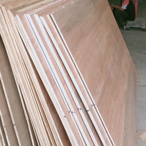 Triplek / plywood / multiplek 9 mm MC