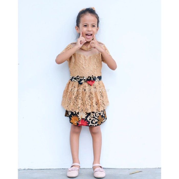 Kebaya anak perempuan modern free pita 1-7 tahun kebaya kutubaru anak setelan baju anak perempuan