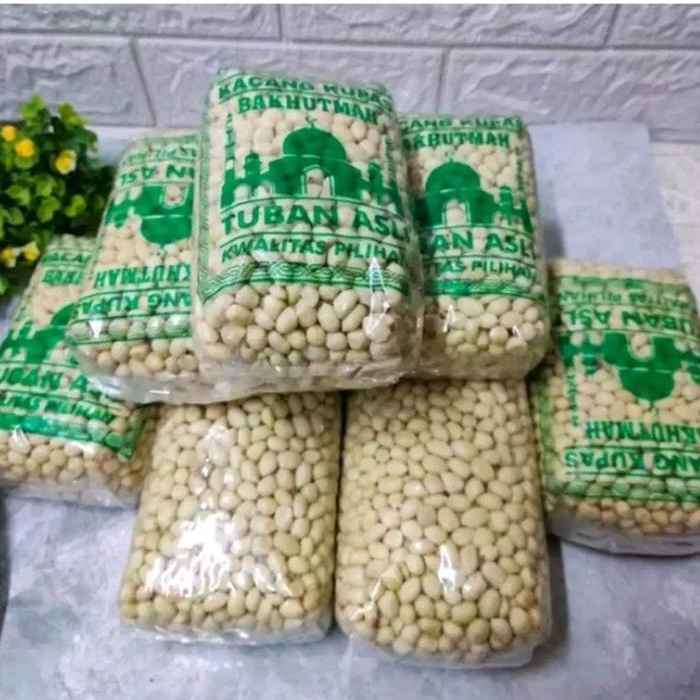 

Paket murah 3 bungkus kacang kupas tuban +- 350 gr