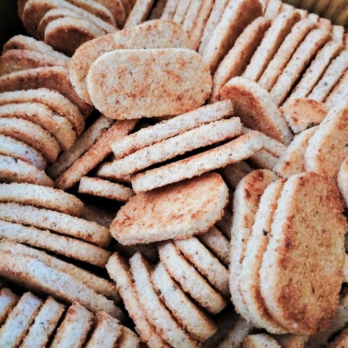 

kue sagon kelapa bakar isi 51 netto.370grm keping free packing bubelwrap & dus