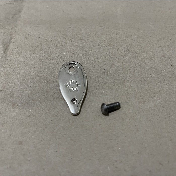 Daun tutup kunci stang Vespa Neiman DBP