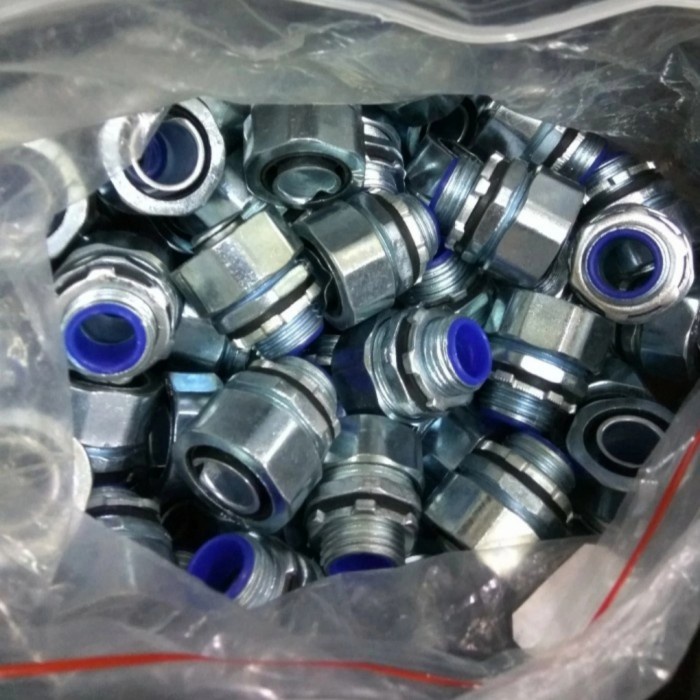 

KONEKTOR FLEXIBLE 1,5" METAL KE BOX