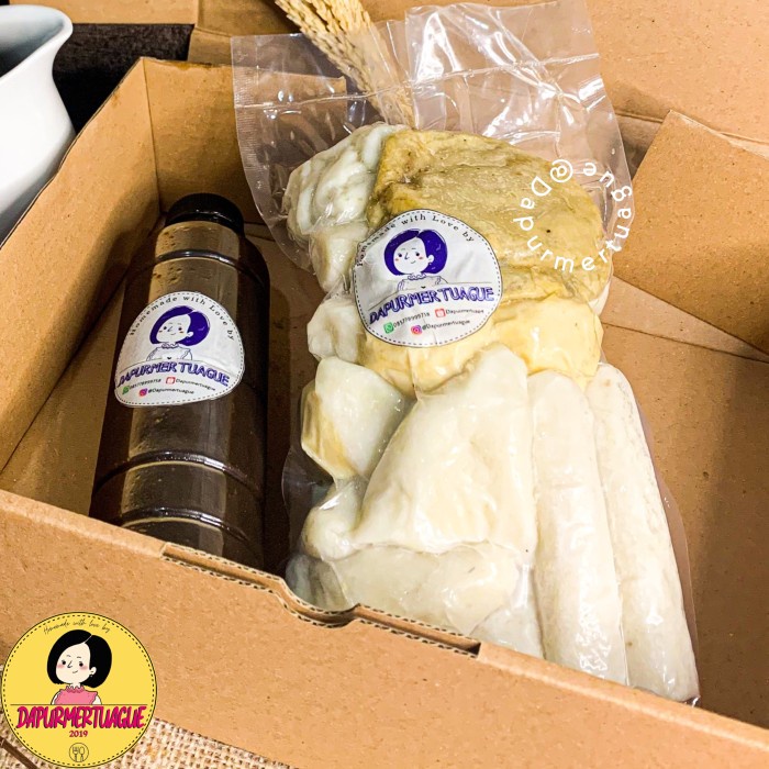 

Sale Terbatas Pempek Palembang Frozen (25 Pcs) / Pempek Asli Ikan Tenggiri Aman