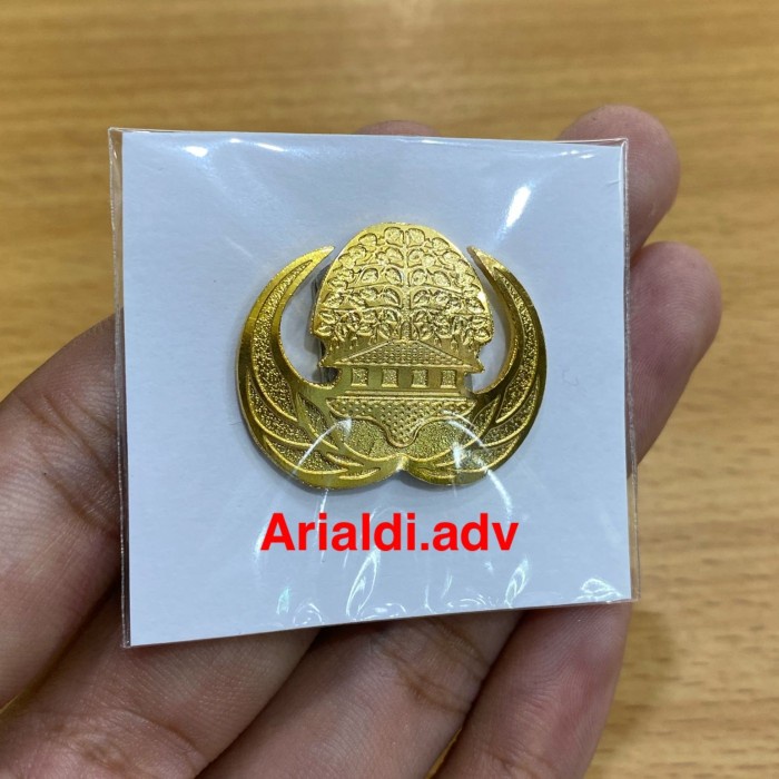 JTTOP" PIN KORPRI ECHING KULIT JERUK KUNINGAN SEPUH EMAS UKURAN KECIL 3 CM MAGNET