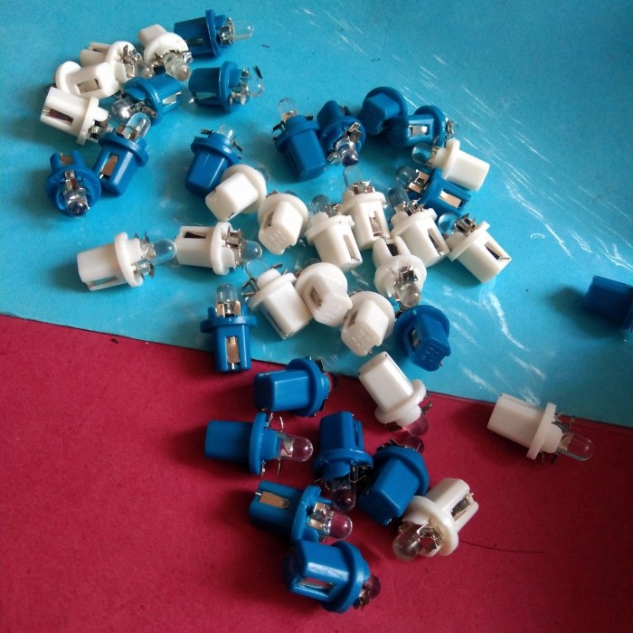 Lampu Bohlam Led Panel Instrumen Dashboard Bmw E32 E34 E36 E39 Kode 031