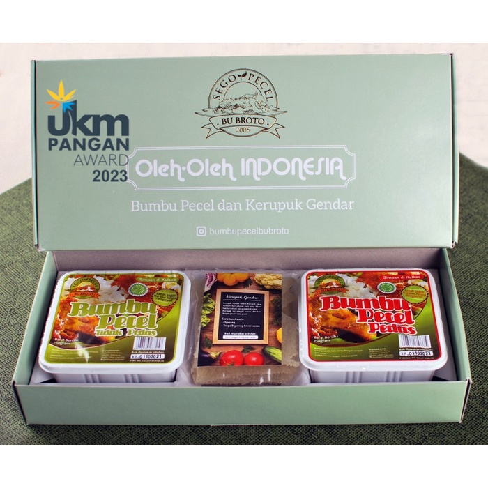 

Paket Hampers Bumbu Pecel Bu Broto dan Kerupuk Gendar Khas Madiun