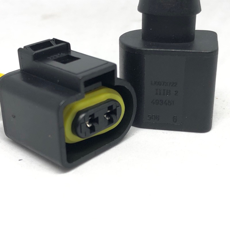 Soket Side Marker Lampu Volvo Kuning