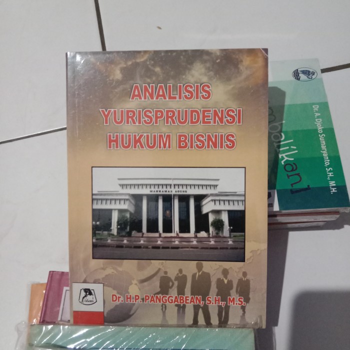 

SALE !!! BUKU ANALISIS YURISPRUDENSI HUKUM BISNIS ORIGINAL BY HP PANGGABEAN READYY