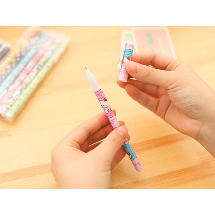 

Set Bolpoin Warna Isi 6 / Pulpen Warna Karakter Lucu Motif Bunga Galaxy Polkadot Hitam Stationery