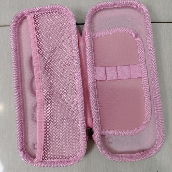 

Tempat Pensil Timbul Asli Hsd Dengan Sekat Di Dalamnya - Stationery
