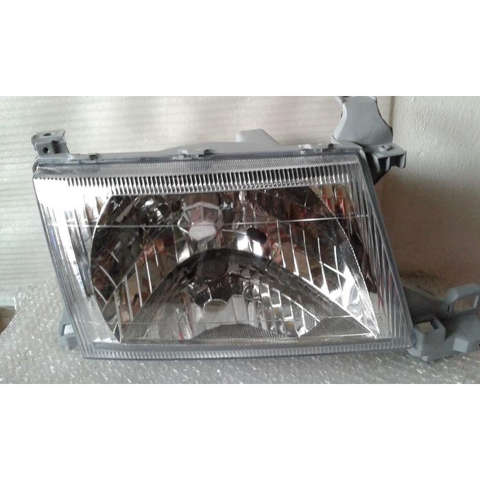 Headlamp Kijang Kapsul Efi 2000 Lampu Depan Kijang Efi 2000 Kode 042