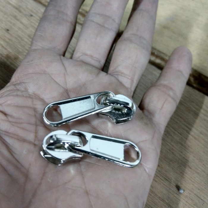 

GROSIR KEPALA RESLETING NO.8 UNTUK REL GIGI HALUS COIL PLASTIK.