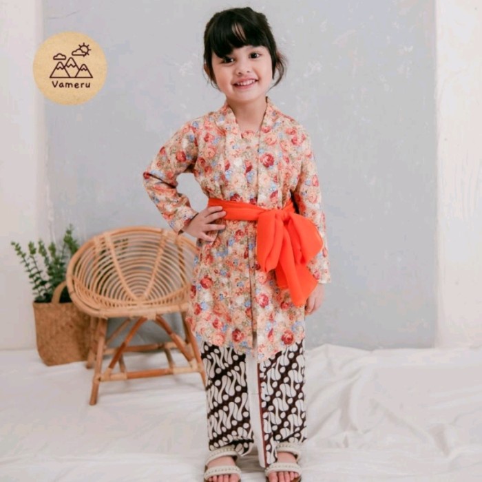 Kebaya Kebaya Kutubaru Anak Bunga Kartini