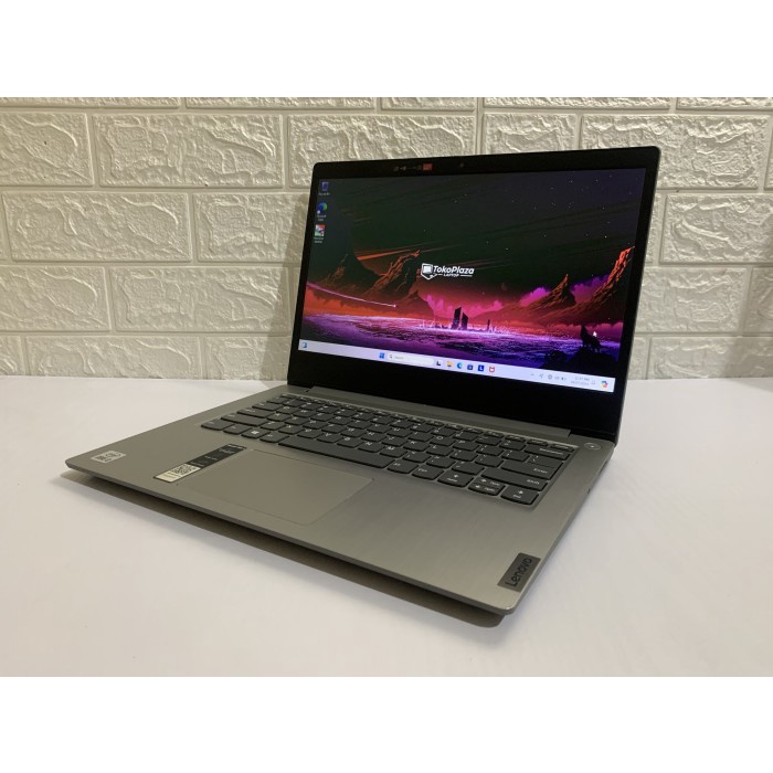 Lenovo Ideapad Slim 3 Core i3 10110U RAM 8GB SSD 512GB Laptop Second Bekas Gen 10 *