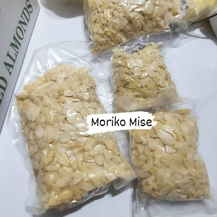 

(TopSeller) kacang almond mentah 1 kg grade a / almond sliced raw 500 gr OLAM