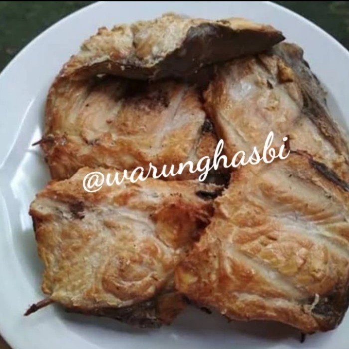 Daging Ikan Manyung Asap Khas Semarang (4 ptg)
