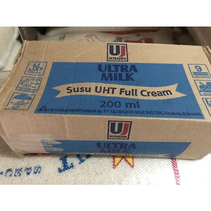 

Ultra Milk Full Cream 200ml (1 dus 24 pcs)