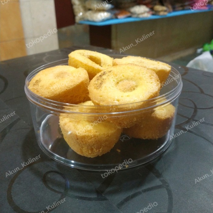 

PROMO SPECIAL BOLU KERING BOLONG OLEH-OLEH KHAS 1KG GJ836