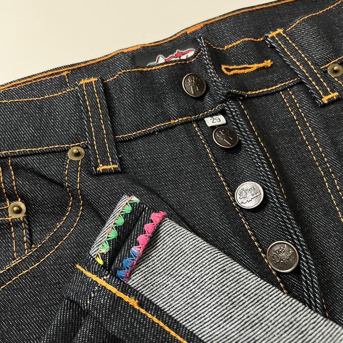 Lariss- DENIM SELVEDGE TACZILLE BUTTON RAINBOW.IND/DENIM SELVEDGE/CELANA DENIM Pria Jeans