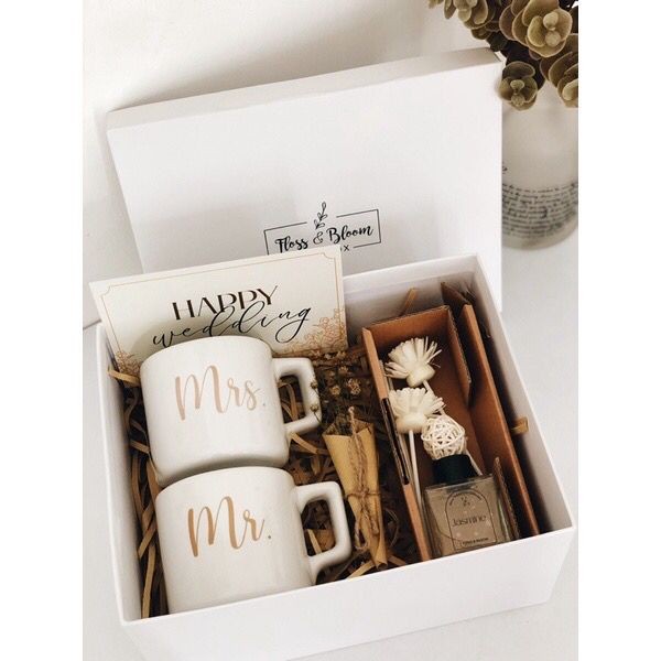 

Peno_Hay NEW Gift Box CALM (2 mug,1 reed diffuser)/Kado Nikah/Hamper Wedding