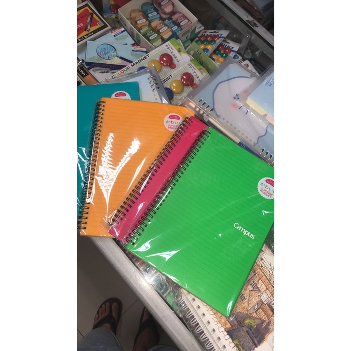 

*****] buku notes book spiral campus kode 3005 isi 80 lembar adam 26 x 18.5cm