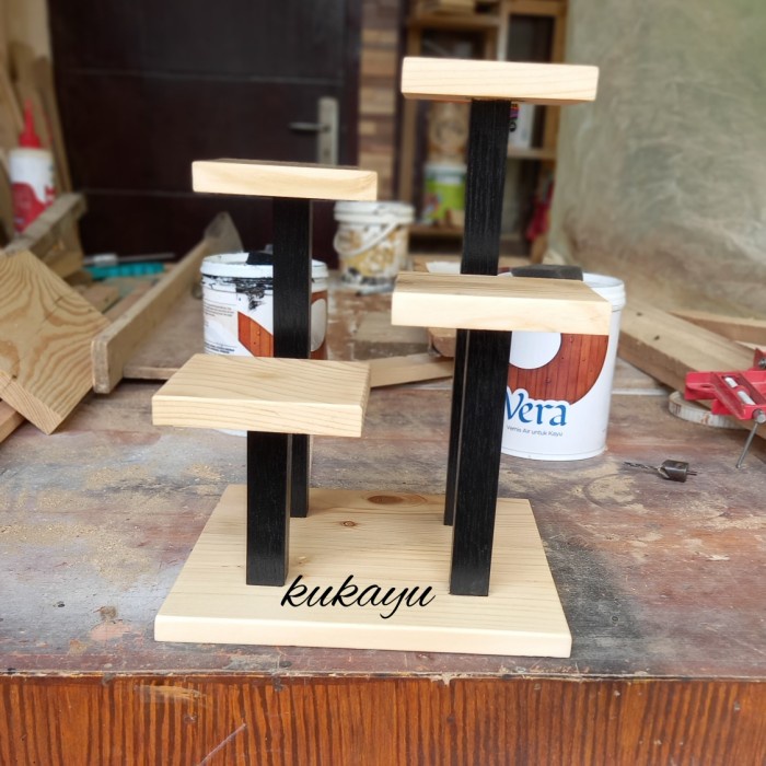 Fresh Flower Rak Kaktus Standing Pot Sukulen