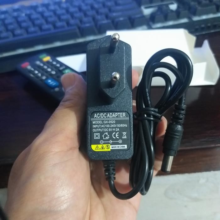 ADAPTOR 5V 2A / ADAPTOR 5 VOLT 2 AMPERE