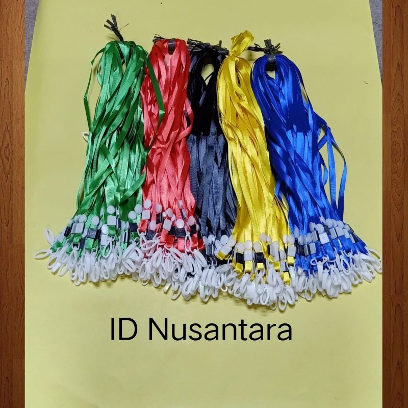 

Tali 1 CM kait plastik isi 100pcs