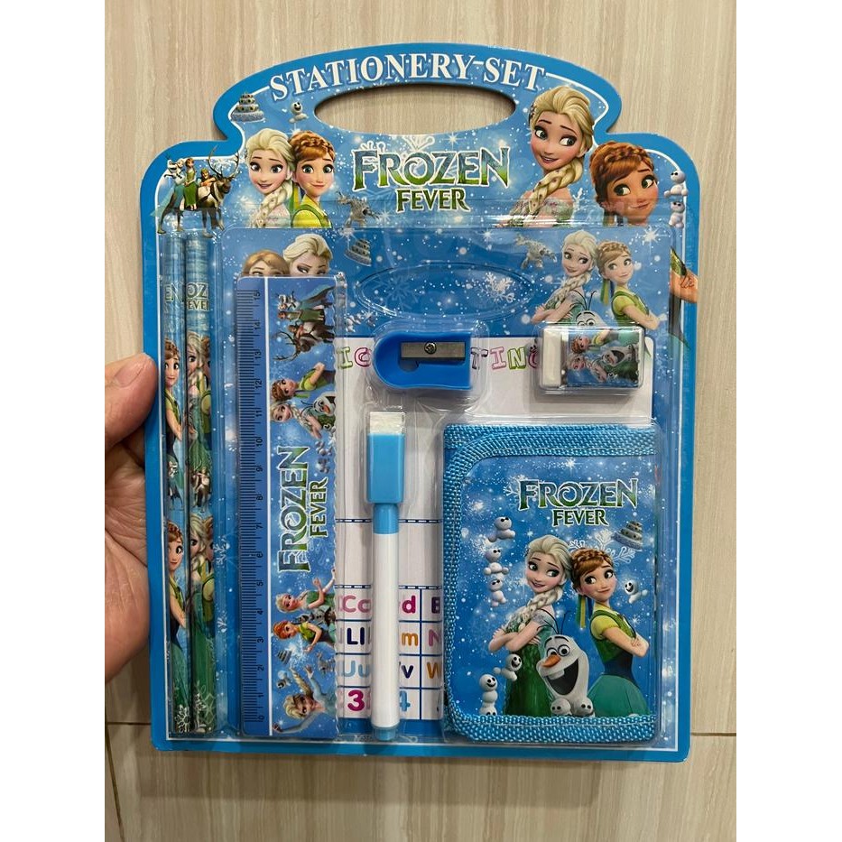 

PROMO..!! PENSIL SET LENGKAP ALAT TULIS SEKOLAH LENGKAP KADO ANAK SOUVERNIR ANAK HAMPERS ANAK