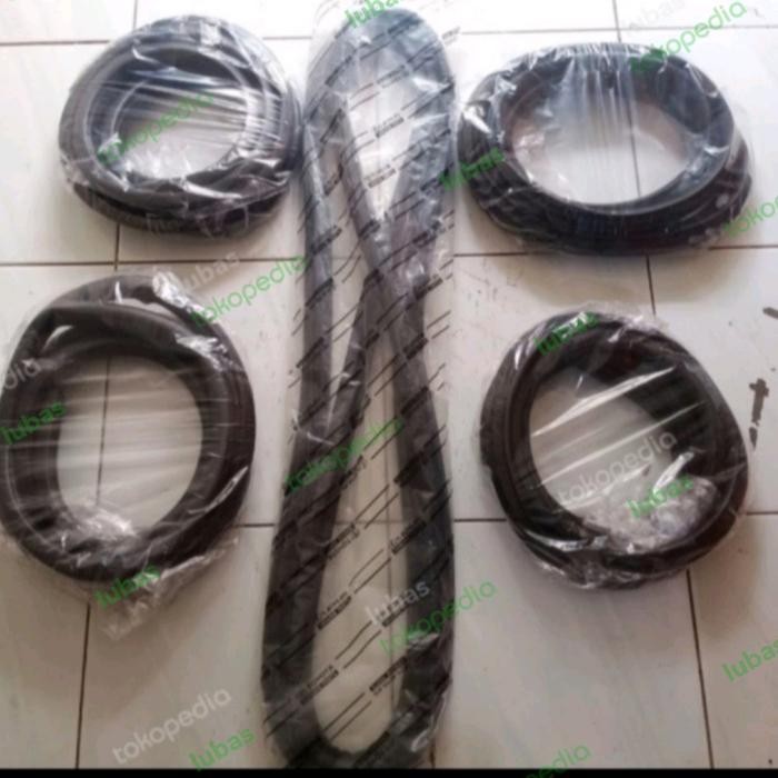 Karet Balon Karet Peredam Pintu Mobil Toyota Avanza Xenia 2005-2018