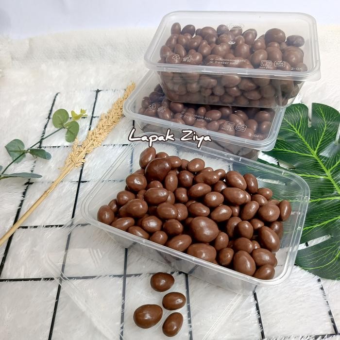 

COKLAT PATAHAN DELFI ALMOND RIJEK 500gr COKLAT MEDE 500gr COKELAT DELFI CHOCOLATE