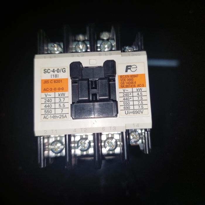 KONTAKTOR FUJI SC-04/G 24V DC