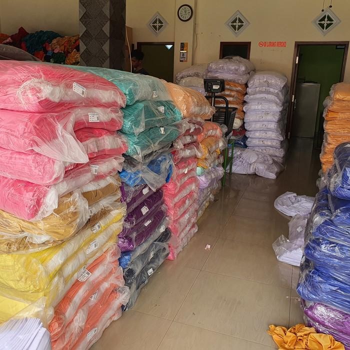 Bahan Kain Flamin Abutay/ Kain Dekorasi Meteran - Prima Dekorasi Tenda