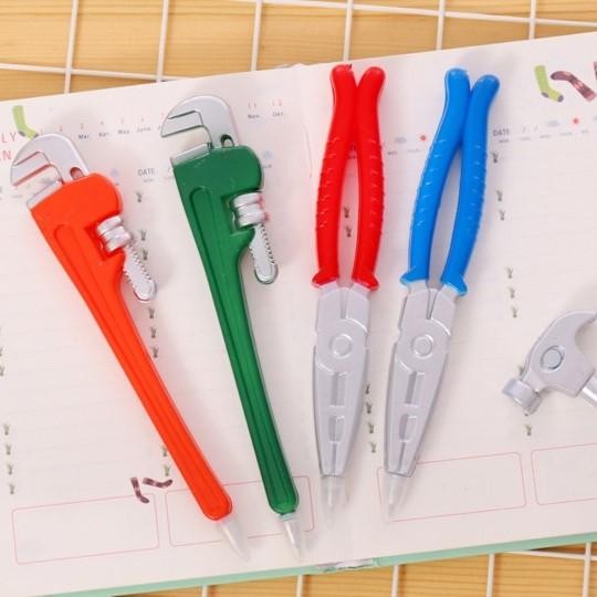 

ID PULPEN OBENG PENA LUCU BENTUK PALU CUTTER SOUVENIR ALAT TULIS