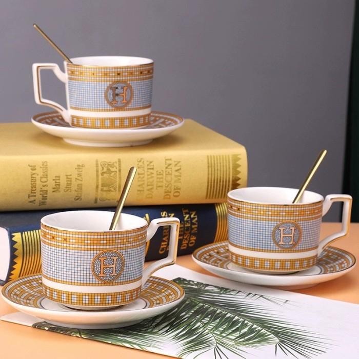 Cangkir Keramik Set isi 6 / Cangkir Keramik Set Gift Box