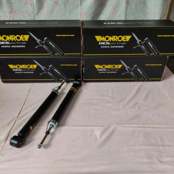 Shockbreaker Chevrolet Spin belakang merek Monroe