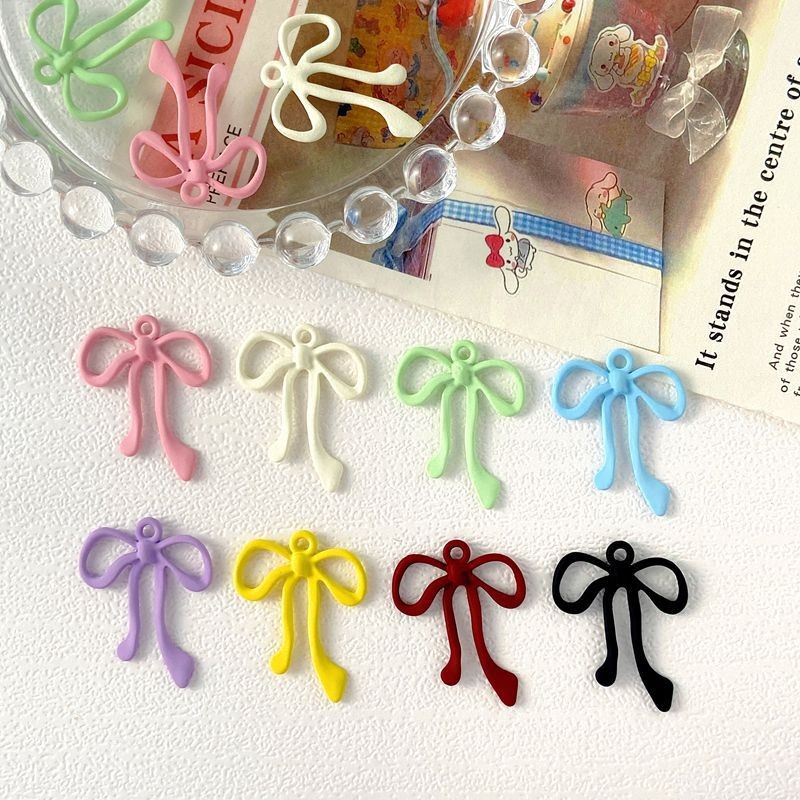 

10Pcs Diy Macarcon Color Butterfly Pendant Charms Hollow Pendants Necklace Earrings Bracelet